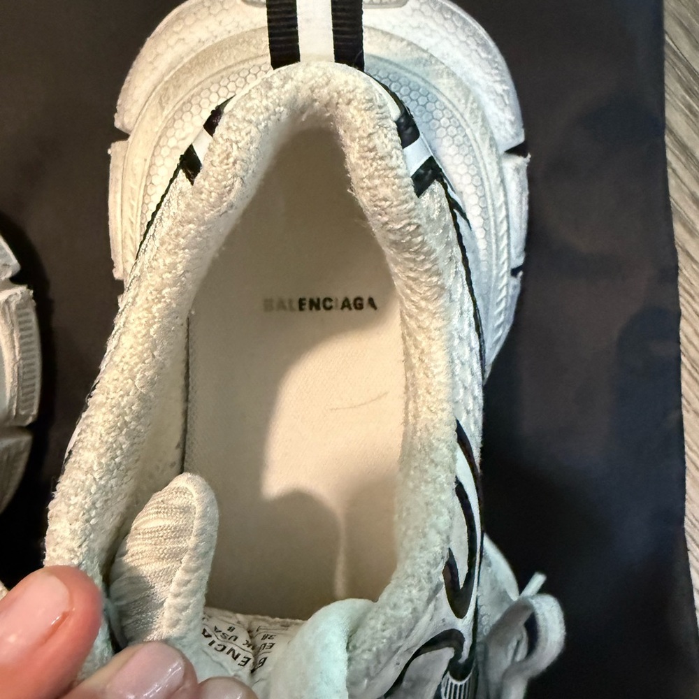Balenciaga White and Black Sneakers Distressed Chunky Design size 38, fits 38.8 - Picture 5 of 13